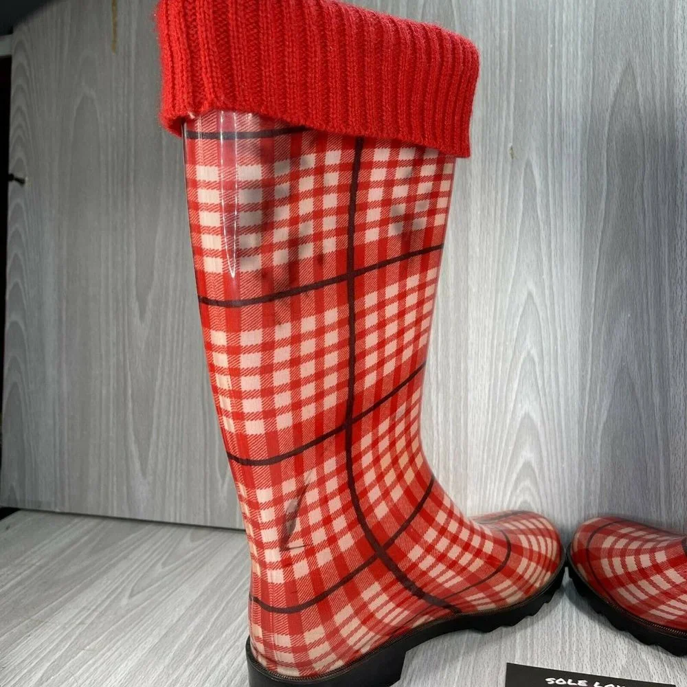 MLB Cincinnati Reds women Rain Boots Size XS 5-‎ 6